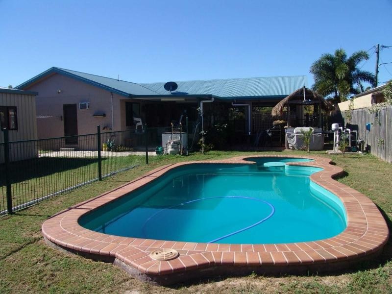 111 Glenrock Drive, Rasmussen QLD 4815