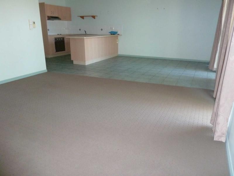 Unit 5/2 Macrossan Street, South Townsville QLD 4810