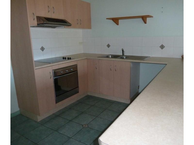 Unit 5/2 Macrossan Street, South Townsville QLD 4810