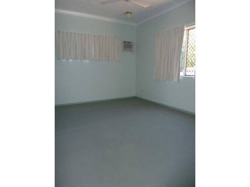 Unit 5/2 Macrossan Street, South Townsville QLD 4810