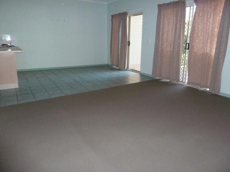 Unit 5/2 Macrossan Street, South Townsville QLD 4810