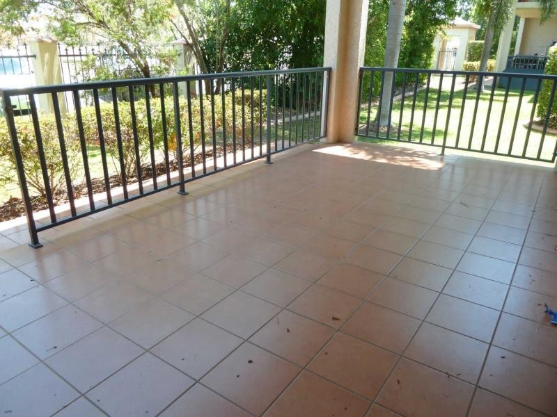 Unit 5/2 Macrossan Street, South Townsville QLD 4810