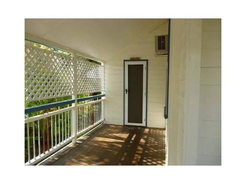 41 Ahearne Street, Hermit Park QLD 4812