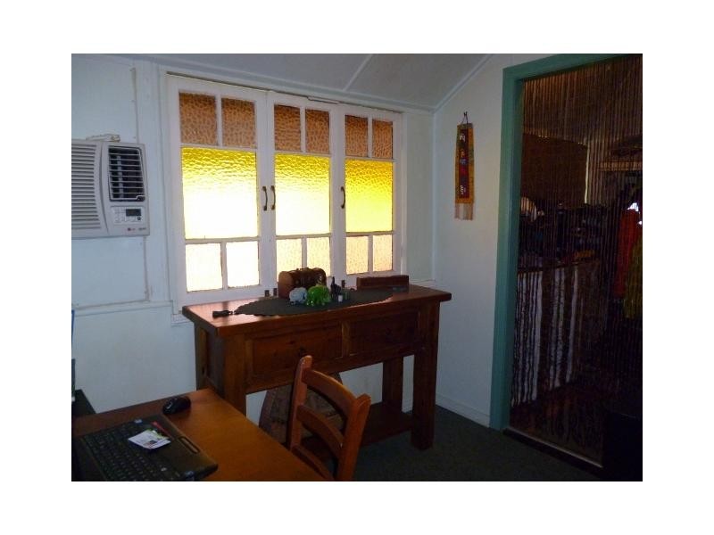 41 Ahearne Street, Hermit Park QLD 4812