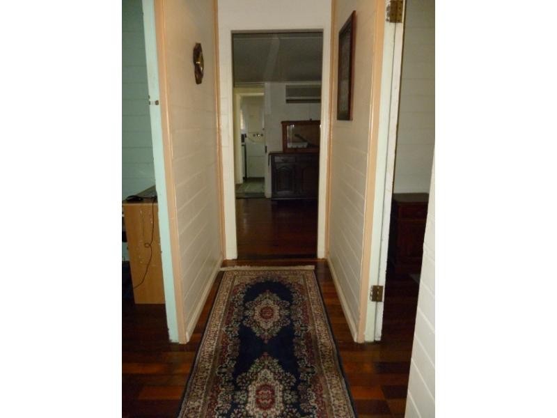 41 Ahearne Street, Hermit Park QLD 4812