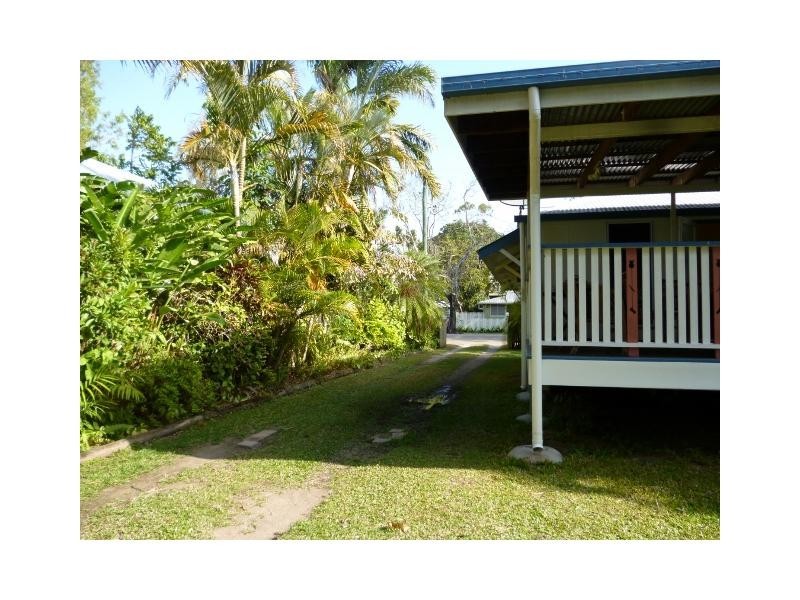 41 Ahearne Street, Hermit Park QLD 4812