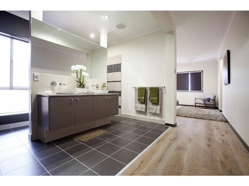 12 Kahana Avenue, North Shore, Burdell QLD 4818