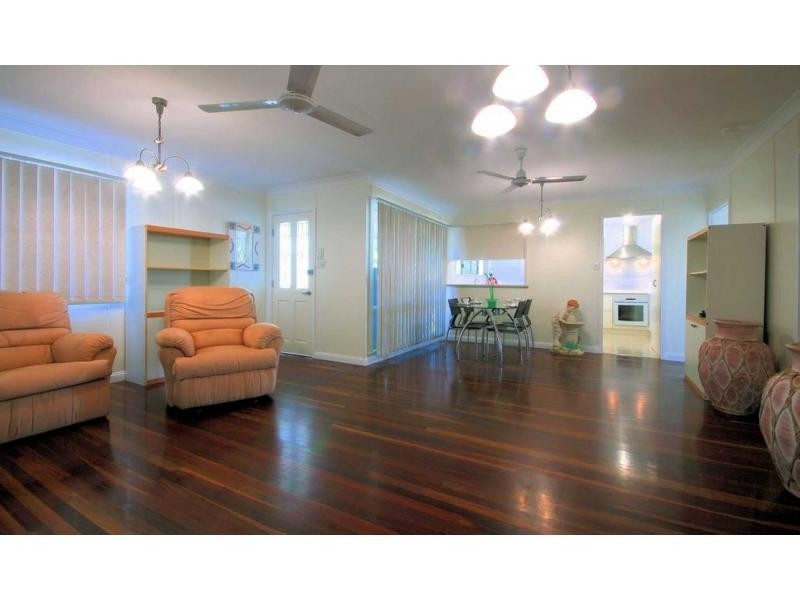 24 Hutchins Street, Heatley QLD 4814