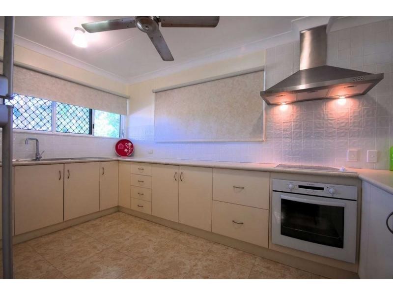 24 Hutchins Street, Heatley QLD 4814