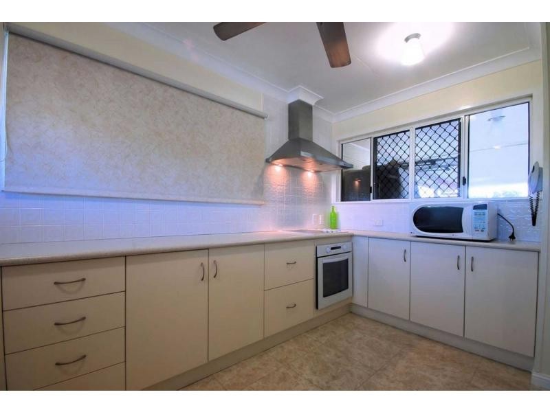 24 Hutchins Street, Heatley QLD 4814