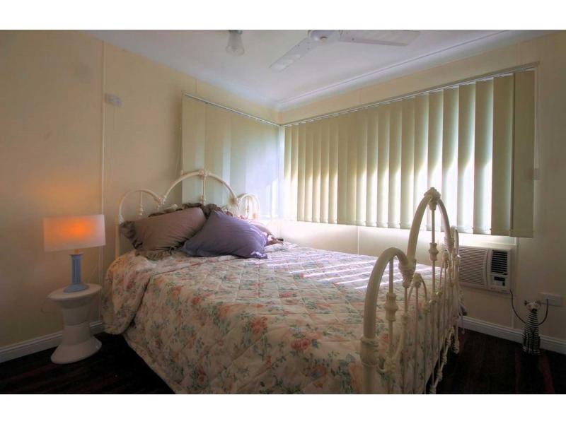 24 Hutchins Street, Heatley QLD 4814