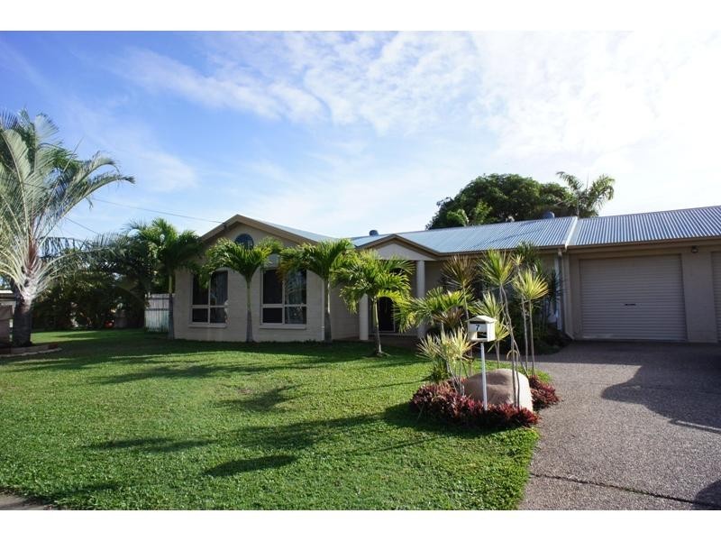 7 Chiquita Avenue, Rasmussen QLD 4815