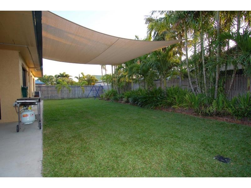 13 Steele Place, Kirwan QLD 4817