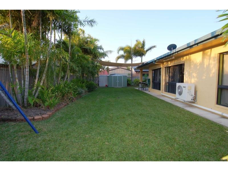 13 Steele Place, Kirwan QLD 4817
