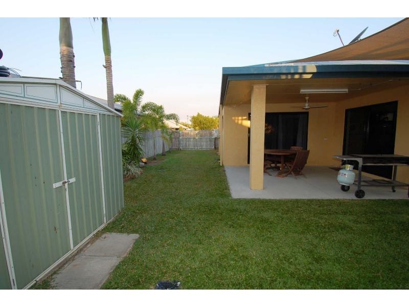 13 Steele Place, Kirwan QLD 4817