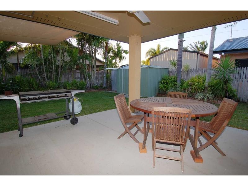 13 Steele Place, Kirwan QLD 4817