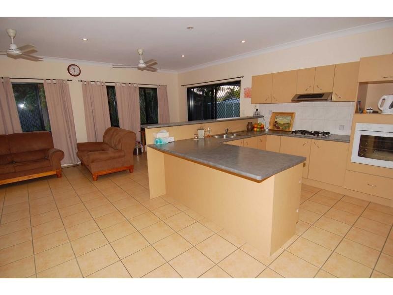 13 Steele Place, Kirwan QLD 4817