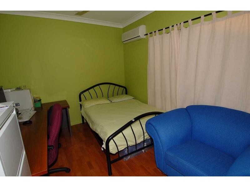 13 Steele Place, Kirwan QLD 4817