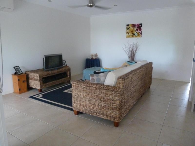 15 Dugong Court, Bushland Beach QLD 4818