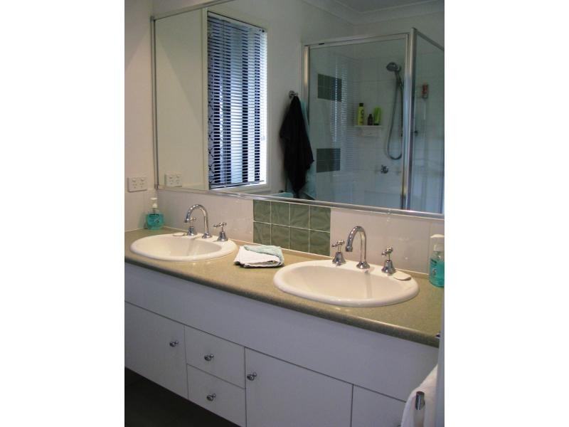 15 Dugong Court, Bushland Beach QLD 4818