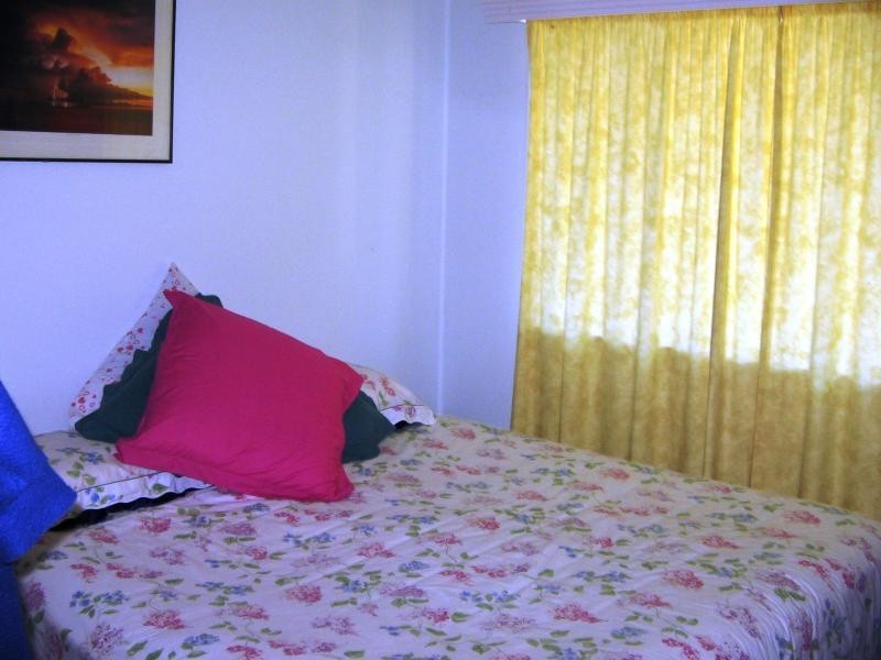 28 Armstrong Street, Hermit Park QLD 4812