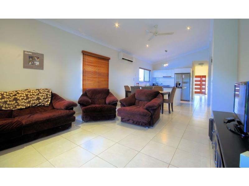 1 Burnham Street, Kirwan QLD 4817