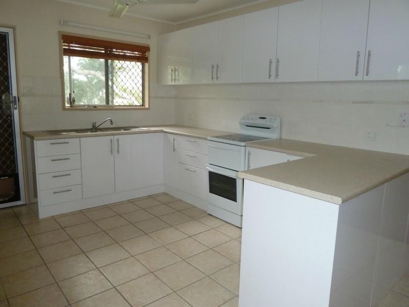 7 Marcus Street, Rasmussen QLD 4815