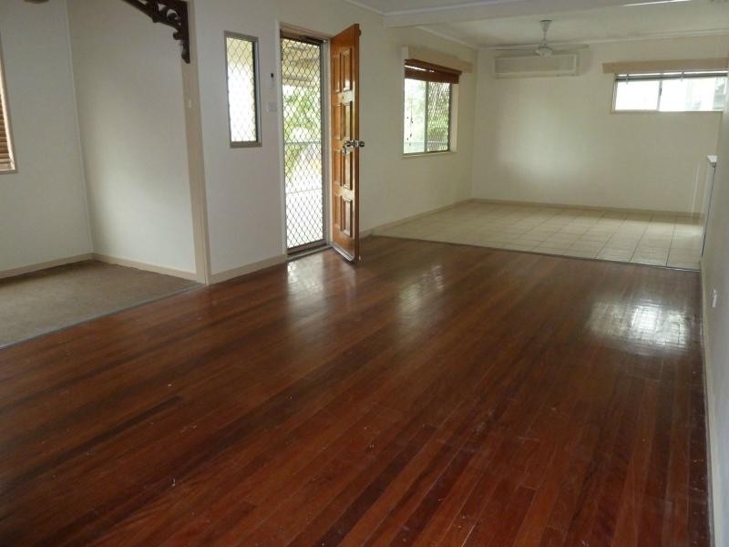7 Marcus Street, Rasmussen QLD 4815