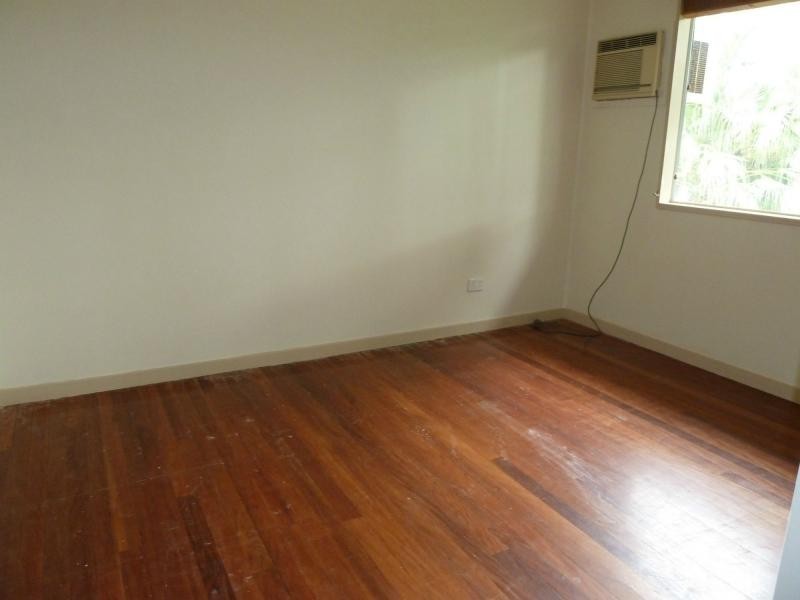 7 Marcus Street, Rasmussen QLD 4815