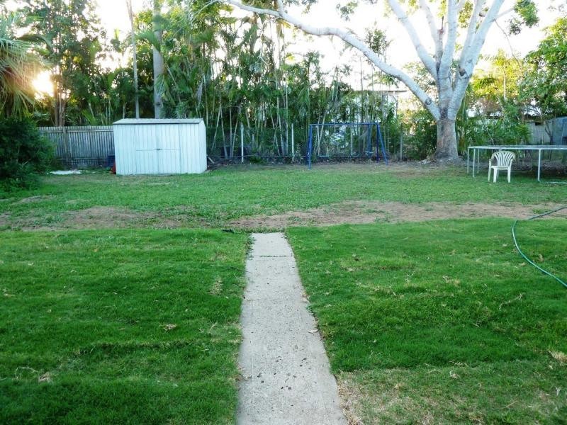 7 Marcus Street, Rasmussen QLD 4815