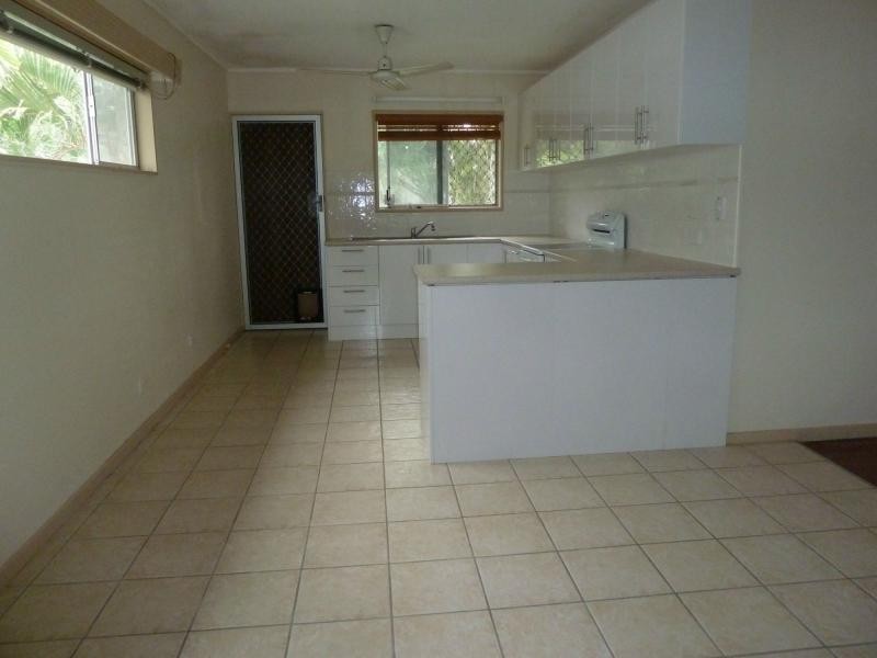7 Marcus Street, Rasmussen QLD 4815