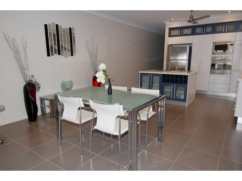 Unit 11/50 Primrose Street, Belgian Gardens QLD 4810