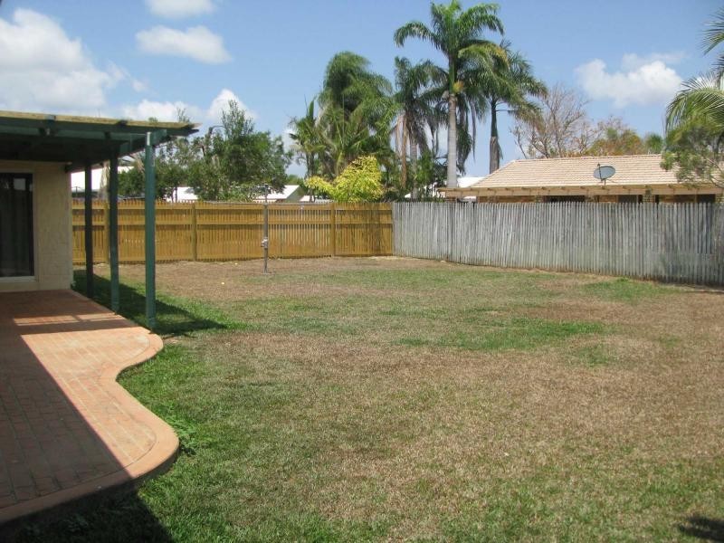 42 Raintree Way, Kirwan QLD 4817