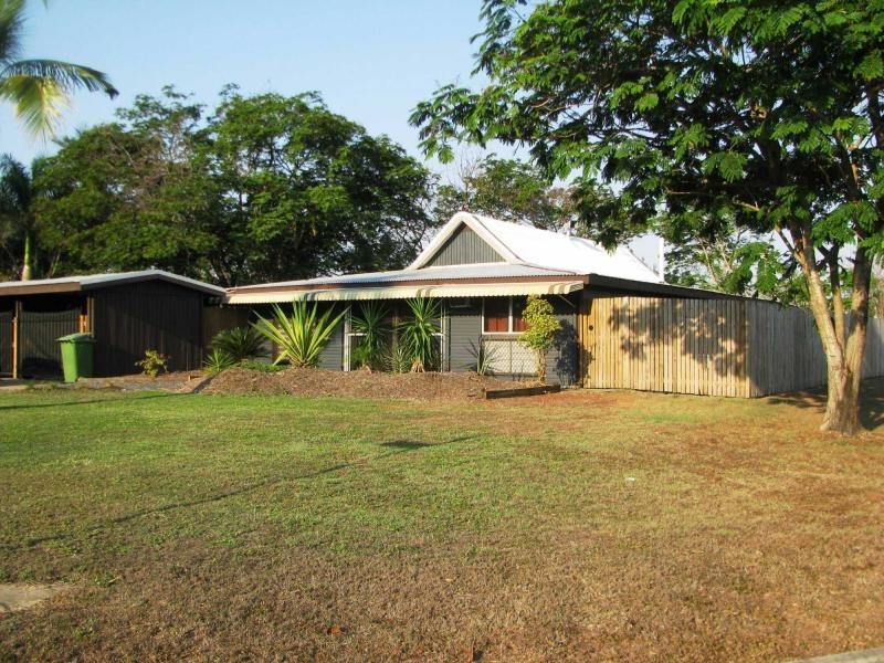 58 Davies Street, Mount Louisa QLD 4814