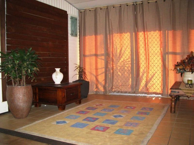 58 Davies Street, Mount Louisa QLD 4814