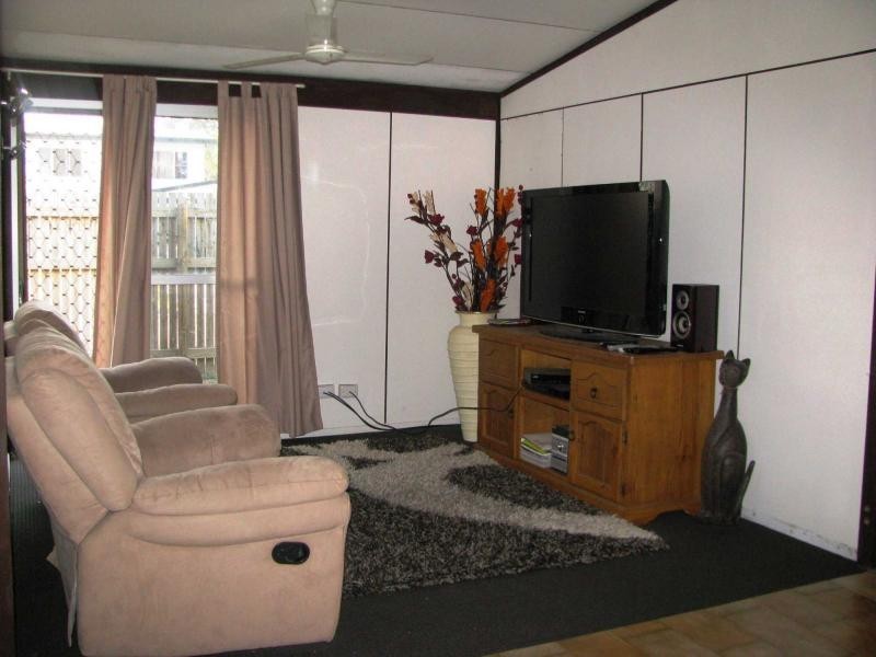 58 Davies Street, Mount Louisa QLD 4814