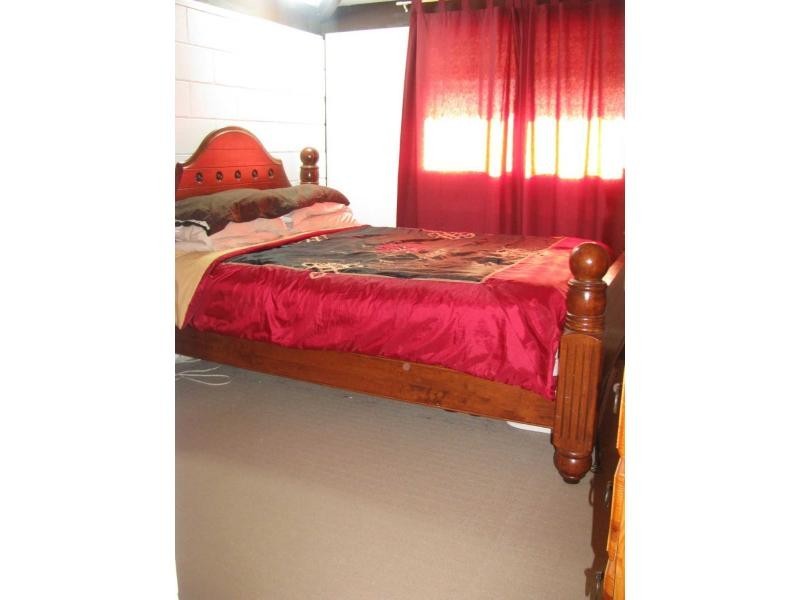 58 Davies Street, Mount Louisa QLD 4814