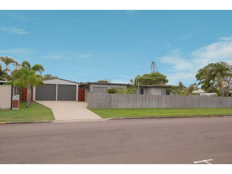 93 Albert Street, Cranbrook QLD 4814