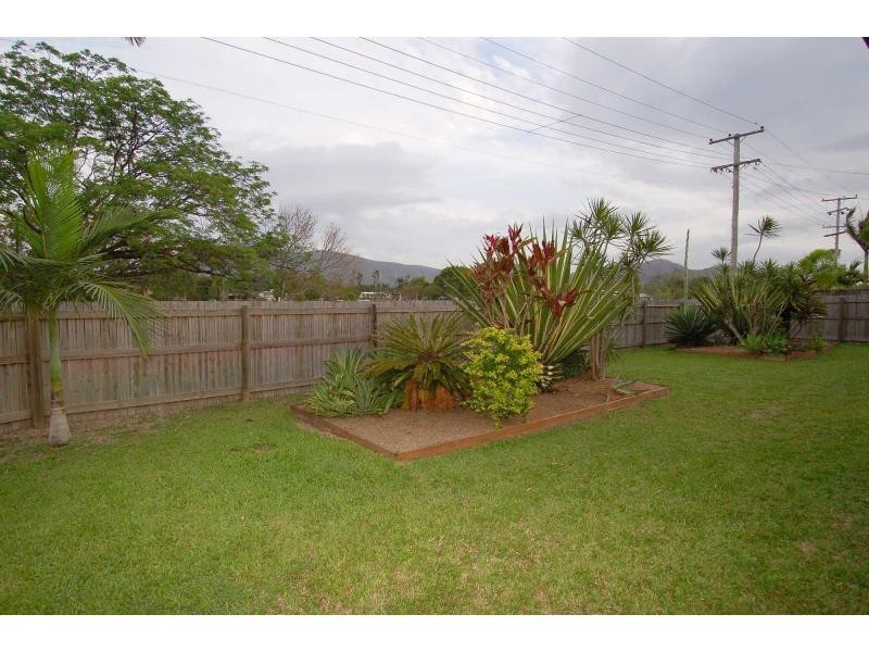 93 Albert Street, Cranbrook QLD 4814