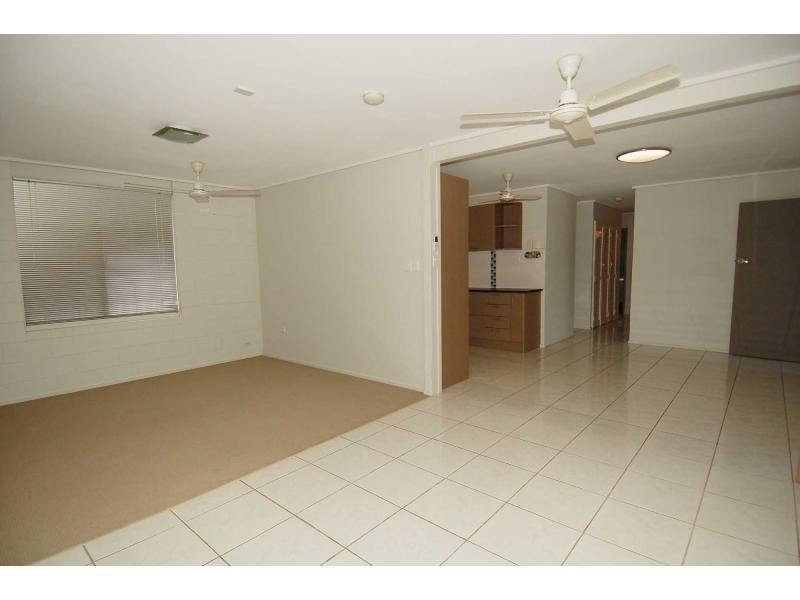 93 Albert Street, Cranbrook QLD 4814