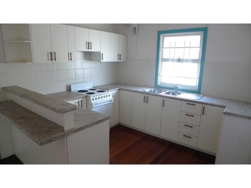 25c Cheyne Street, Pimlico QLD 4812