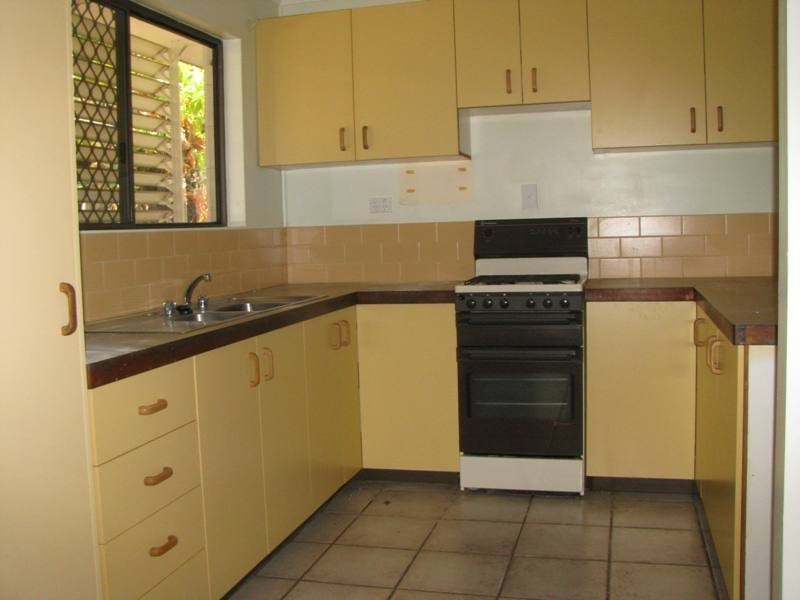 49 Canterbury Road, Kirwan QLD 4817