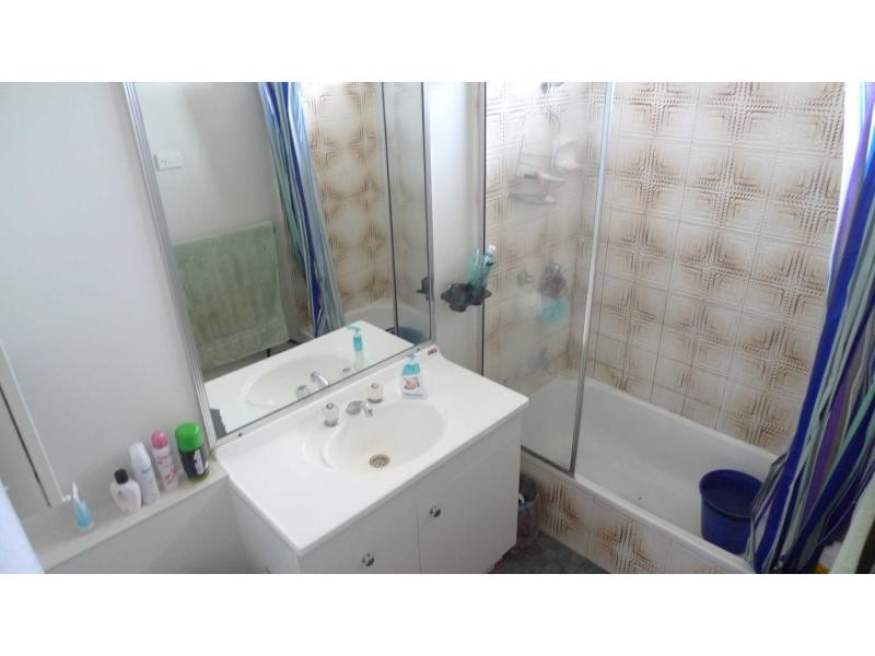 6 Beagle Court, Kirwan QLD 4817