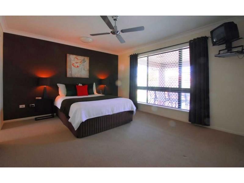 24 Farnham Court, Kirwan QLD 4817