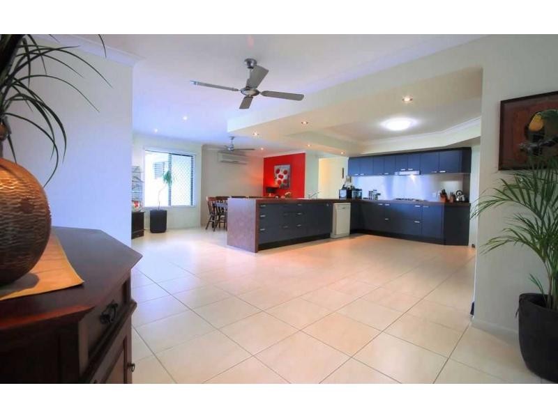 24 Farnham Court, Kirwan QLD 4817