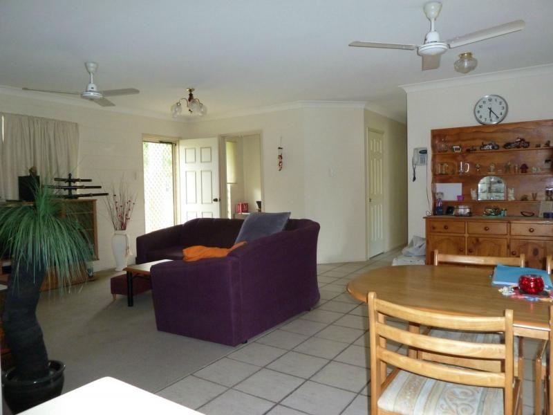 8 Chiquita Avenue, Rasmussen QLD 4815