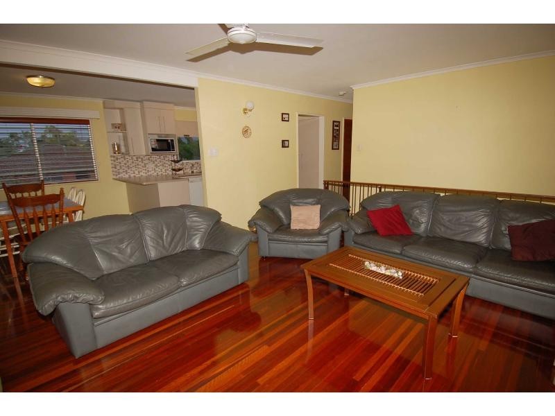 8 Tamarind Street, Kirwan QLD 4817