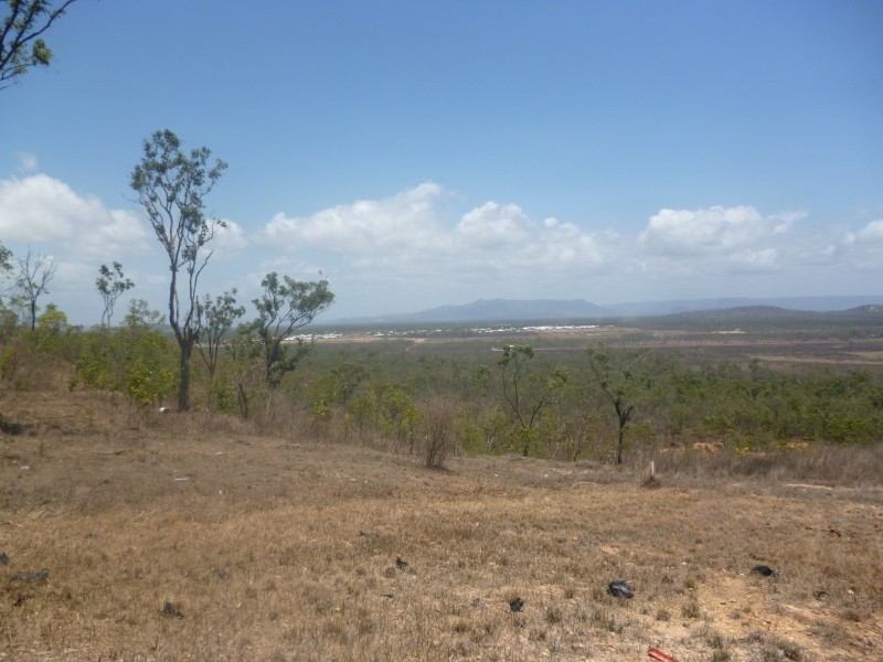 4 Chilott Court, Bushland Beach QLD 4818