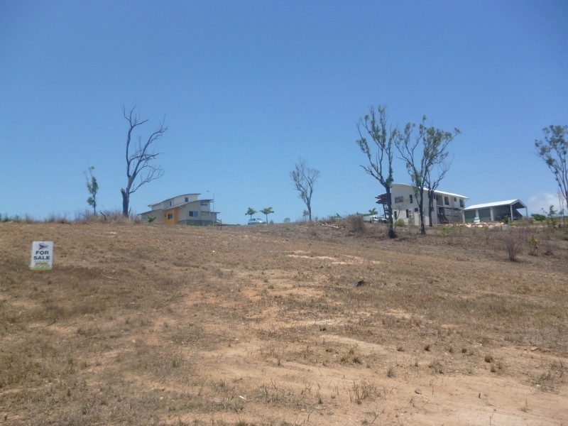4 Chilott Court, Bushland Beach QLD 4818