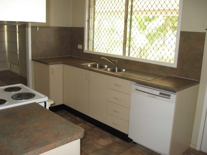 24 Blaxland Crescent, Vincent QLD 4814